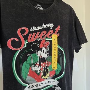 Disney Minnie Mouse Strawberry Sweet Black T-Shirt M New 20 Arm Pit to Pit.